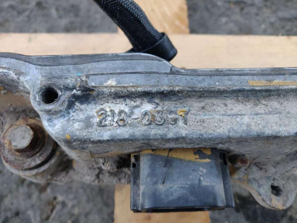 Valve cover for Caterpillar C9 Photo 3