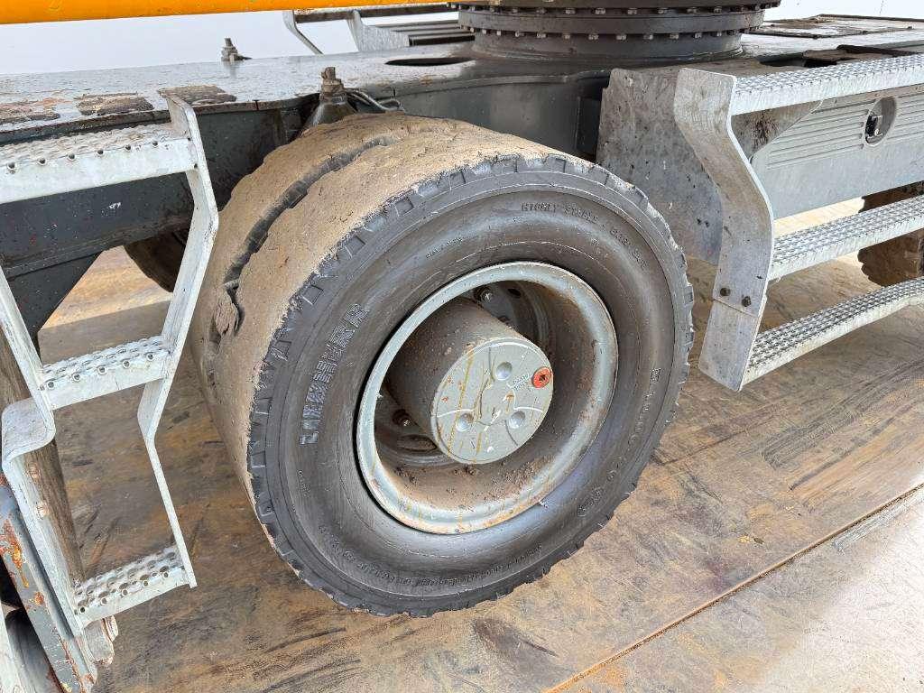 Liebherr LH22 - Tilting Cab / Auto Greasing / Camera Photo 24