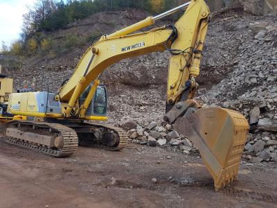 New Holland E485 sold by Omeco Spa