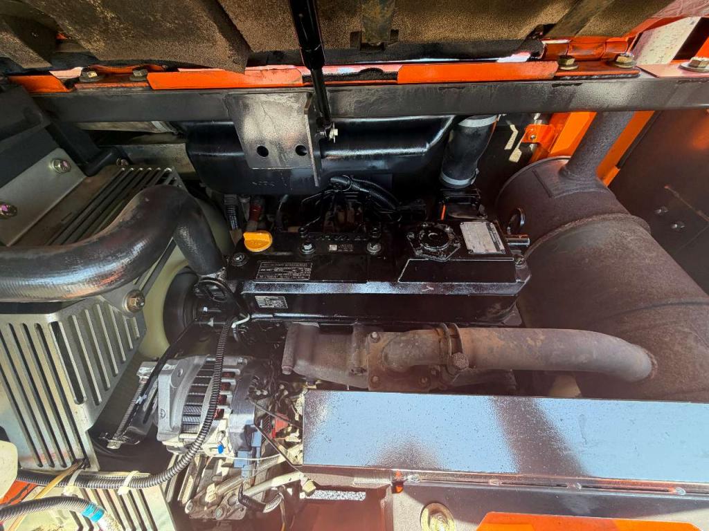 Hitachi Zaxis 85USB-5A Photo 8
