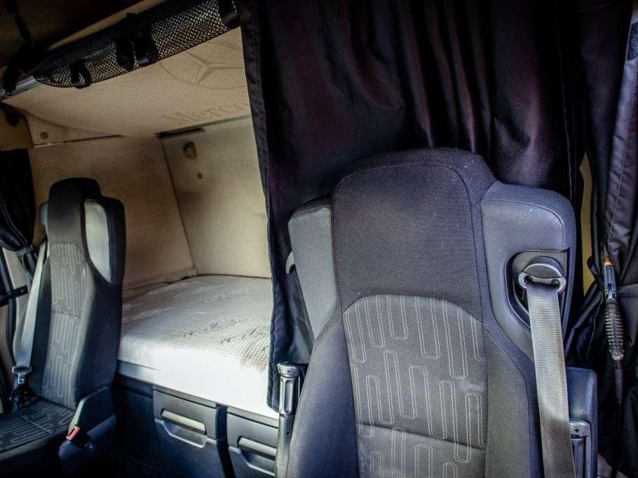 Mercedes-Benz ACTROS 2548 BL Photo 14