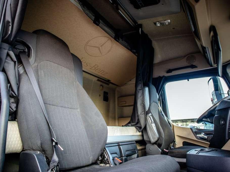 Mercedes-Benz ACTROS 2548 BL Photo 16