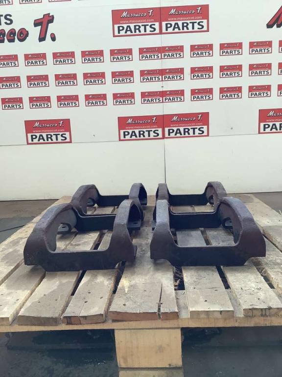 Undercarriage spare parts for Hitachi ZX130 Photo 3