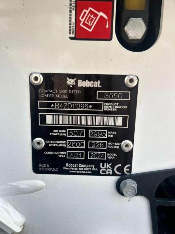 Bobcat S550 Photo 8