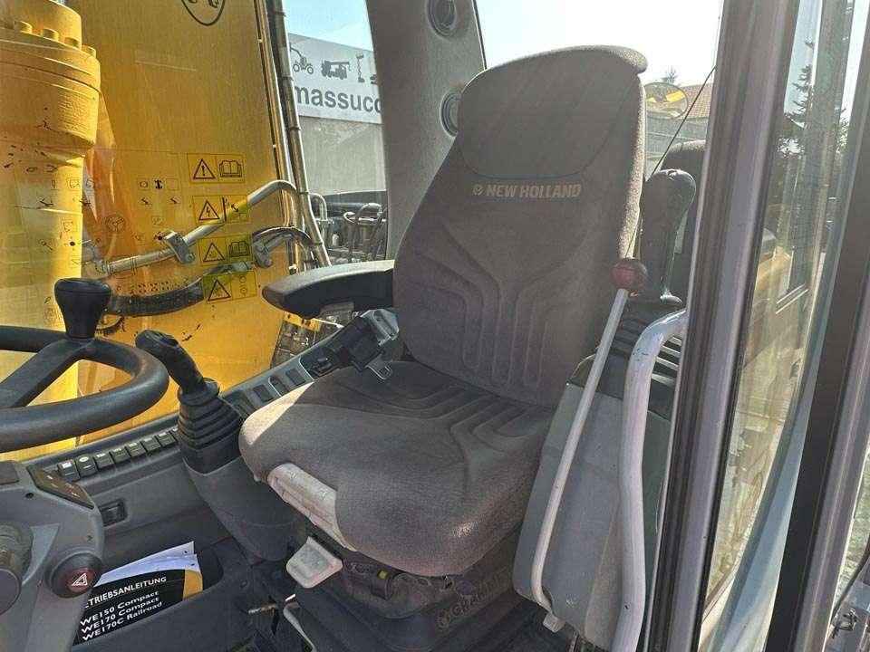 New Holland WE170C Photo 14