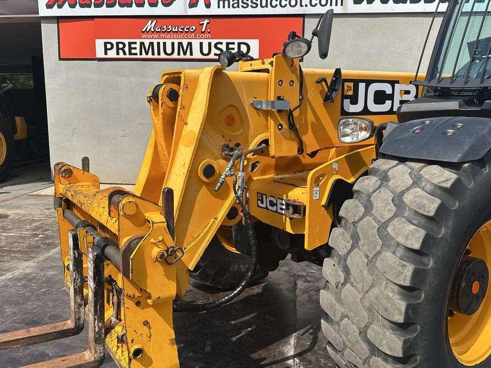 JCB AGROPLUS 560-80 Photo 10