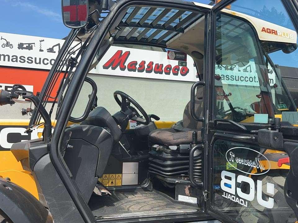 JCB AGROPLUS 560-80 Photo 13