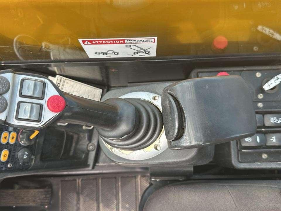 JCB AGROPLUS 560-80 Photo 16