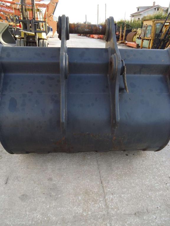 Digging bucket Photo 5