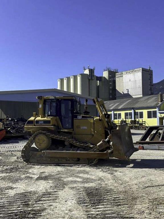 Caterpillar D6R series II STD Photo 8