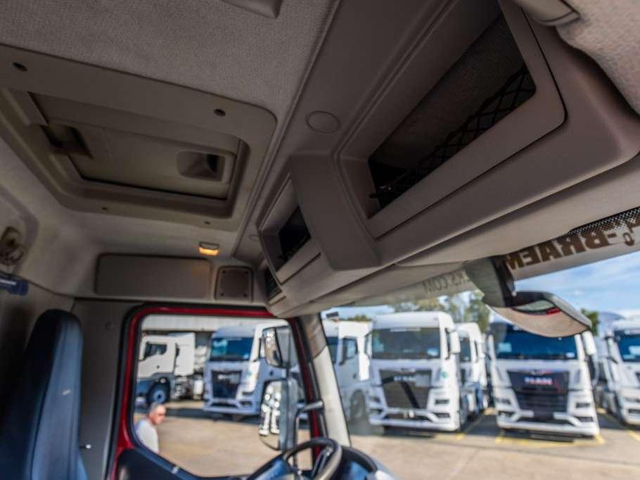 Volvo FL 240 (11.9T) Photo 20