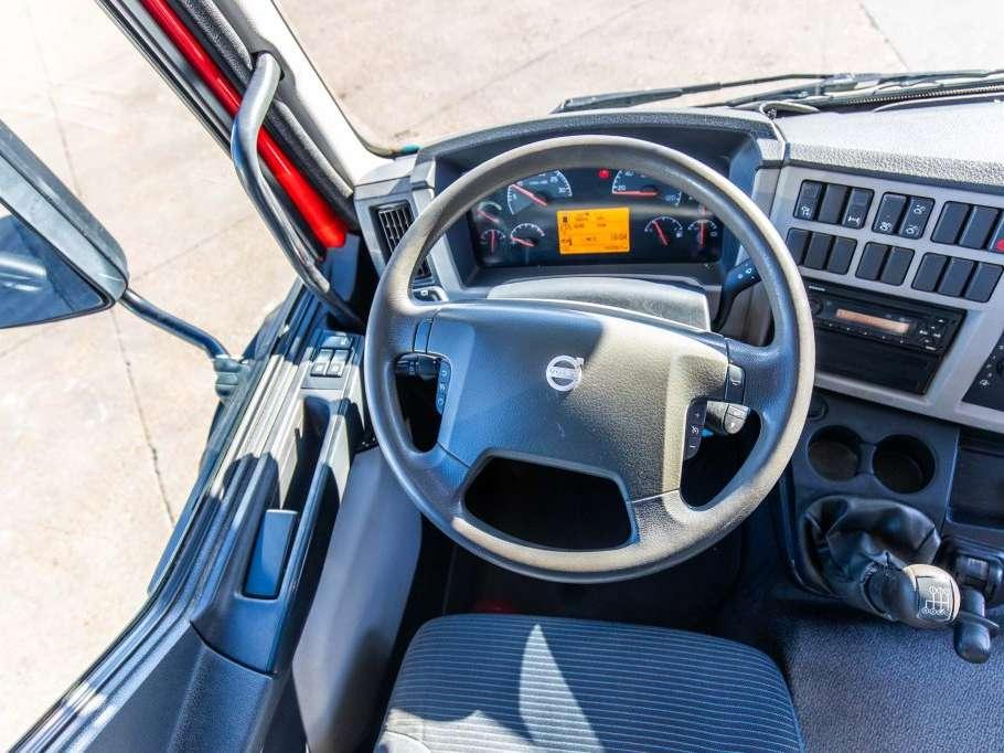 Volvo FL 240 (11.9T) Photo 22