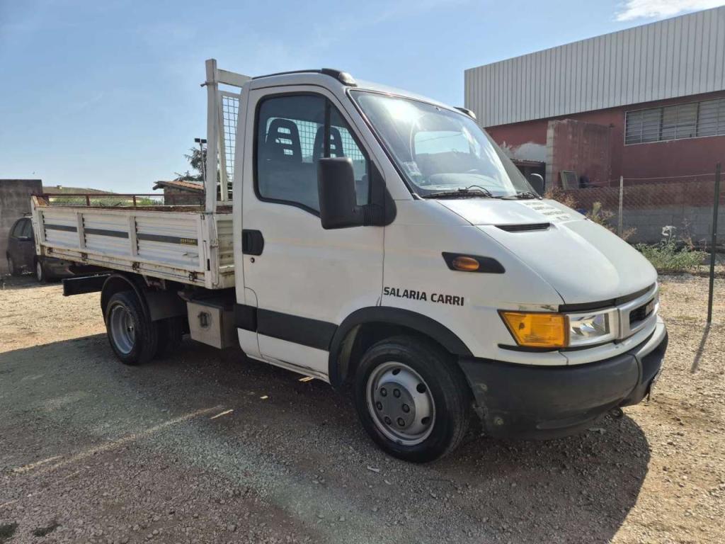 Iveco 35C9 Photo 2