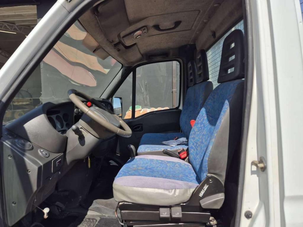 Iveco 35C9 Photo 4