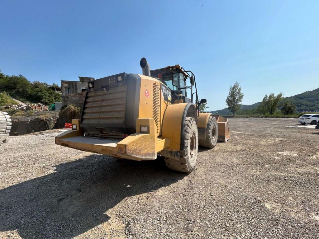 Caterpillar 972M Photo 2