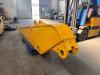 Komatsu PC210 Photo 2 thumbnail