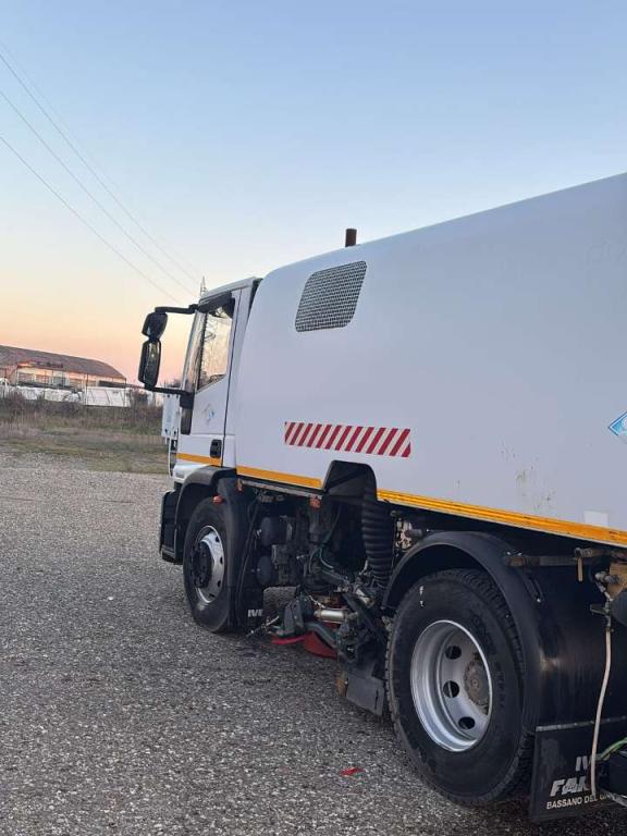 Iveco 160/150/E4 Photo 8