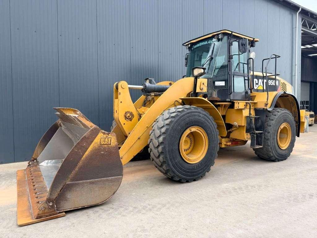 Caterpillar 950M Photo 1
