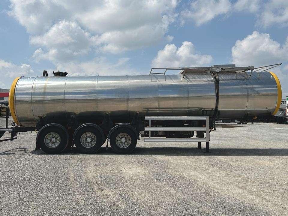 Clayton BITUMEN TANK Photo 13