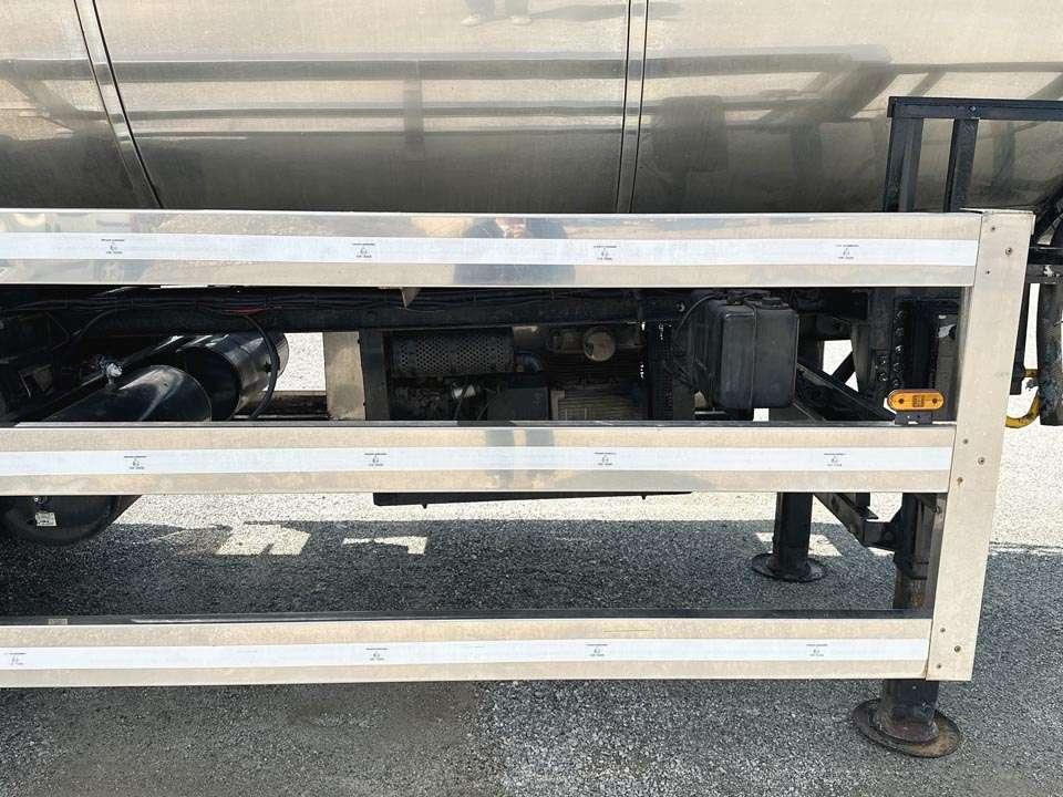 Clayton BITUMEN TANK Photo 6