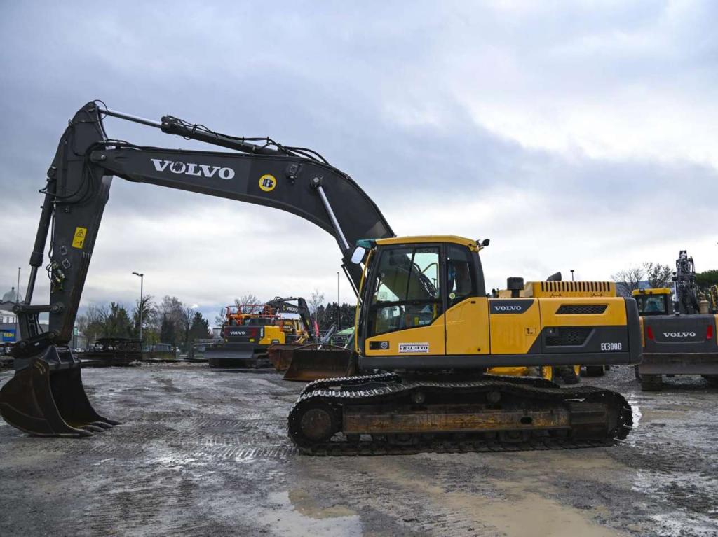 Volvo EC300D NL Photo 2