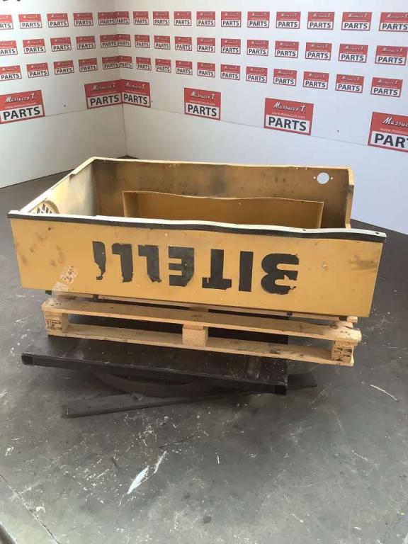 Engine hood for Bitelli BB650 Photo 1