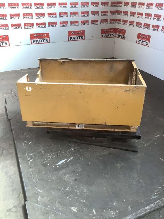 Engine hood for Bitelli BB650 Photo 3