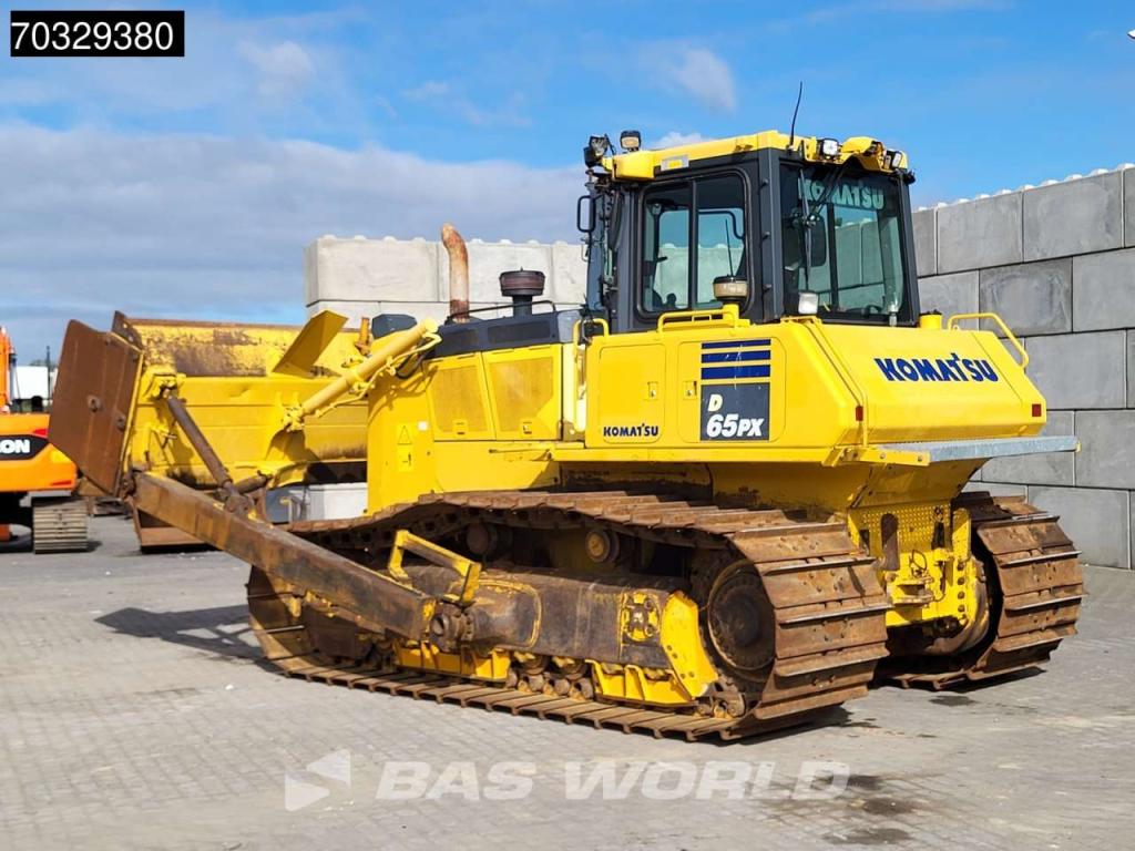 Komatsu D65 PX -18 Photo 5