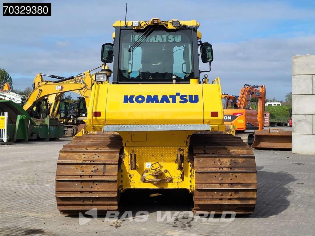 Komatsu D65 PX -18 Photo 7