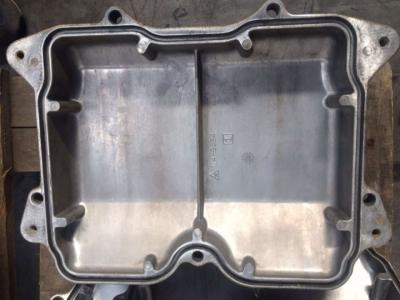Valve cover for Caterpillar 3412 sold by CERVETTI TRACTOR Srl