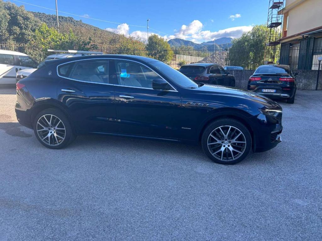 Maserati Levante Granlusso 3.0V6 Photo 11