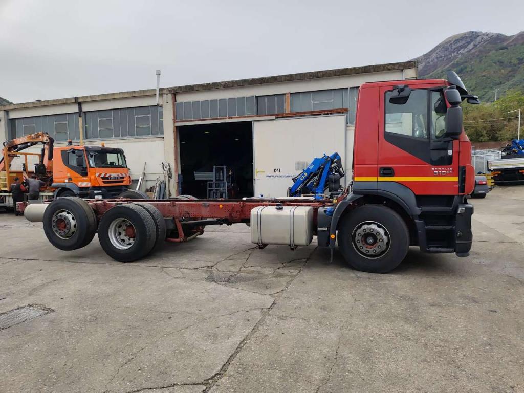 Iveco STRALIS HI-STREET 260S31 Photo 29