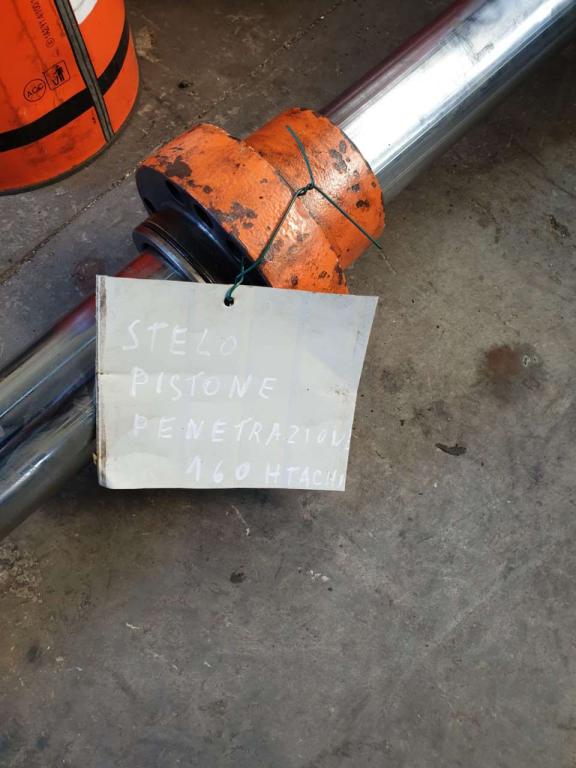 Cylinder for Hitachi ZX 160 Photo 1