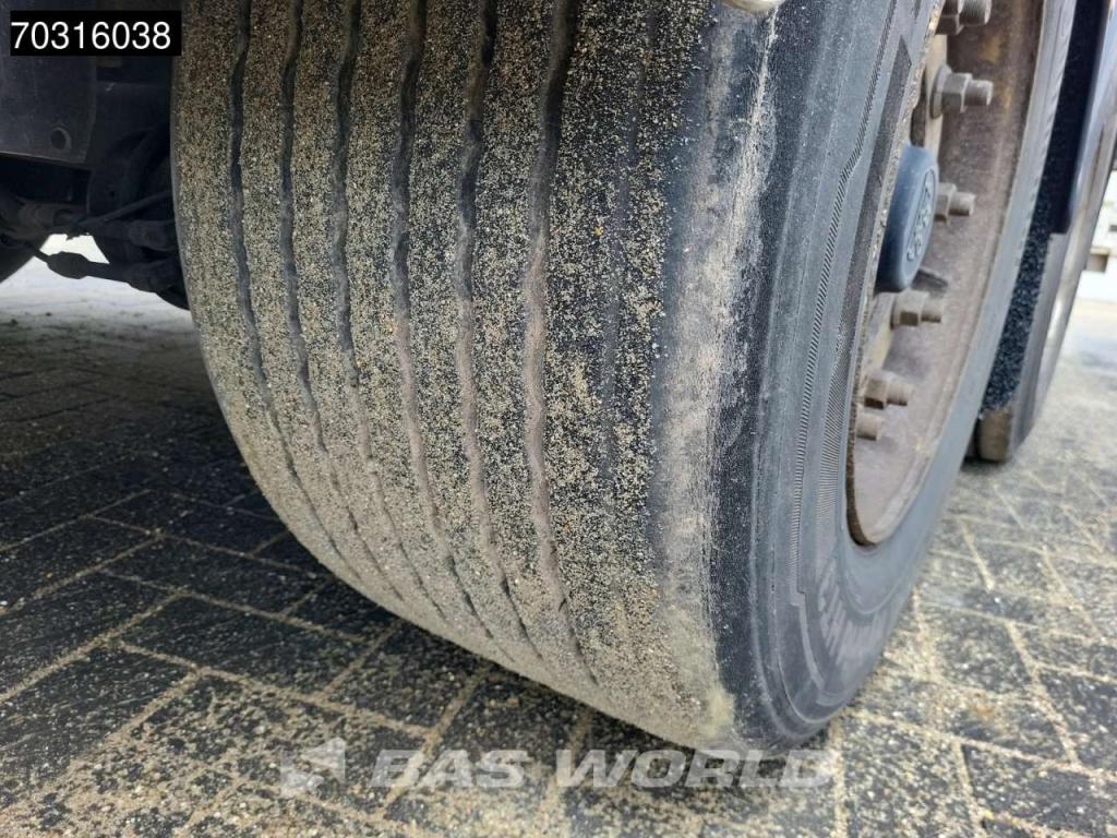 Kässbohrer 3 axles Photo 14