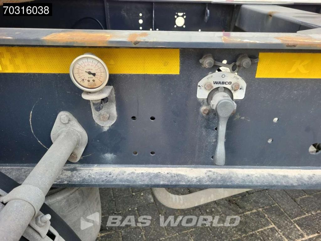 Kässbohrer 3 axles Photo 26