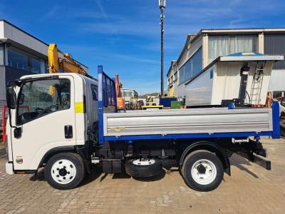 Isuzu L35 sold by Mase di Masera Stefano