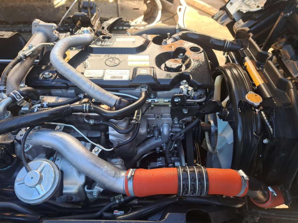 Isuzu L35 Photo 12