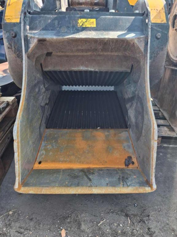 MB CRUSHER BF70.2 Photo 2