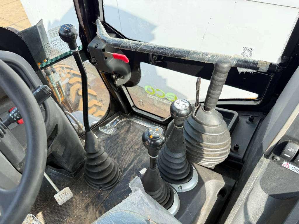 JCB 3DX - / 3CX (92HP) Super Eco Xpert Photo 9
