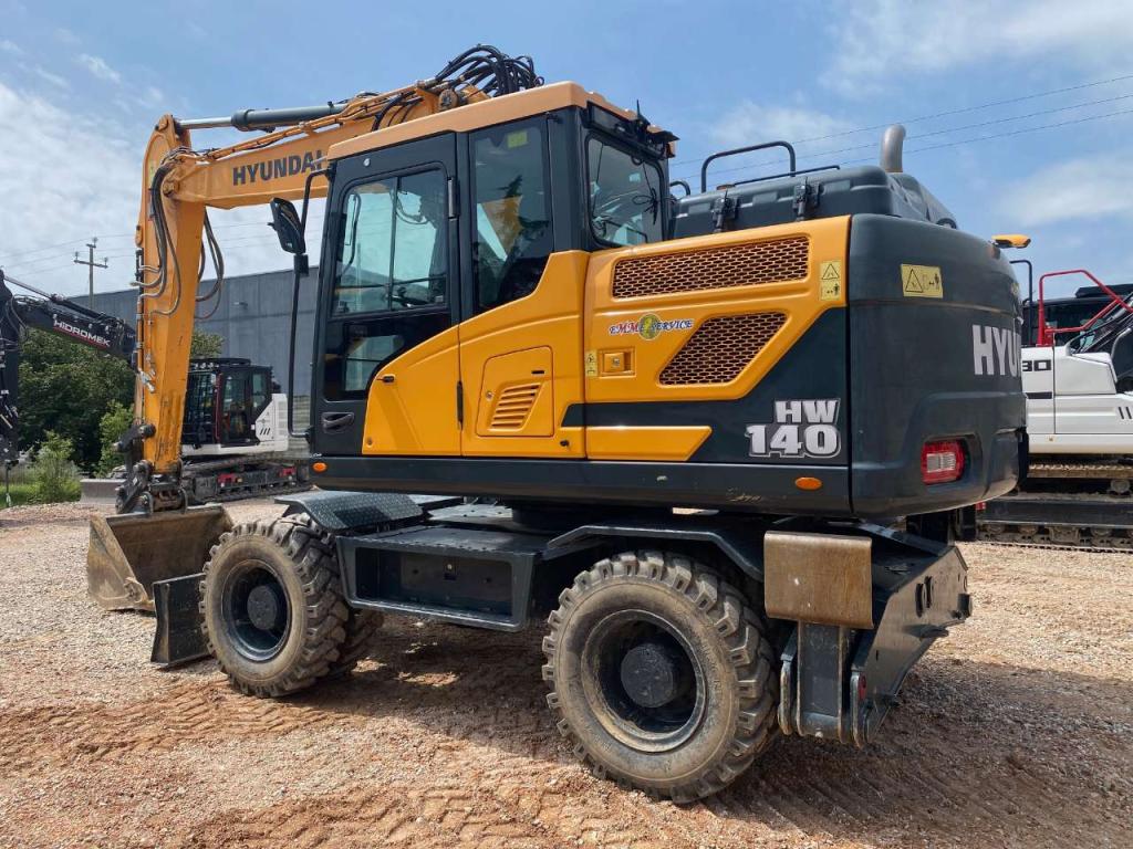 Hyundai HW140 Photo 1
