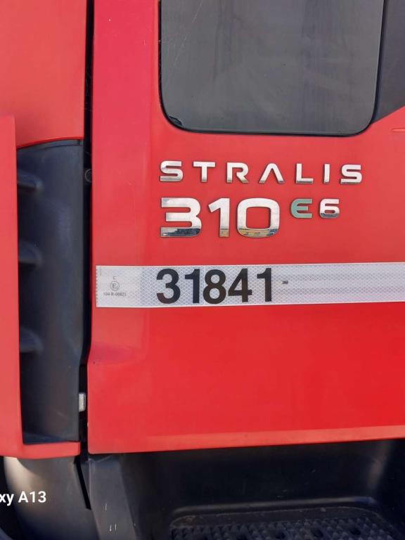 Iveco STRALIS HI-STREET 260S31 Photo 9