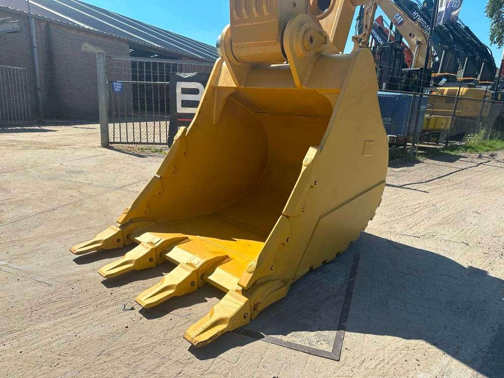 Caterpillar 350 - Including Hammer Lines Installation Photo 9