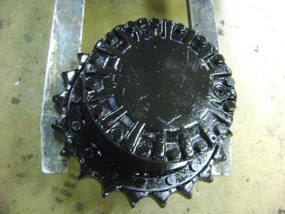 Traction drive for Caterpillar 320 N sold by PRV Ricambi Srl