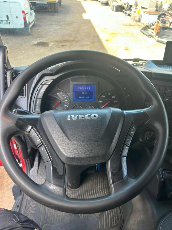 Iveco STRALIS HI-STREET 260S31 Photo 22