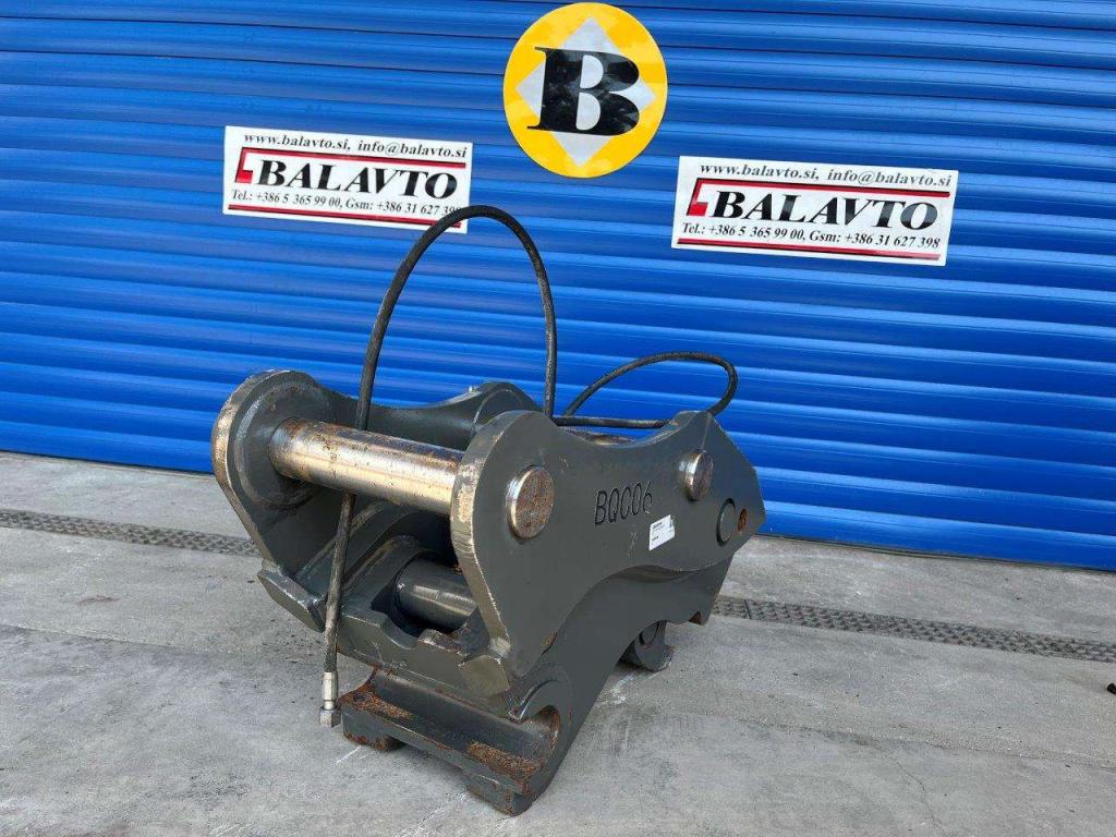BQCO6-65 for 13-17 ton excavators Hydraulic quick coupler Photo 3