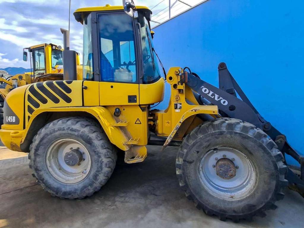 Volvo L45TP Photo 5