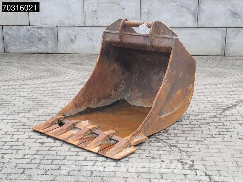 Liebherr R926 Engcon - 2 Buckets Photo 18