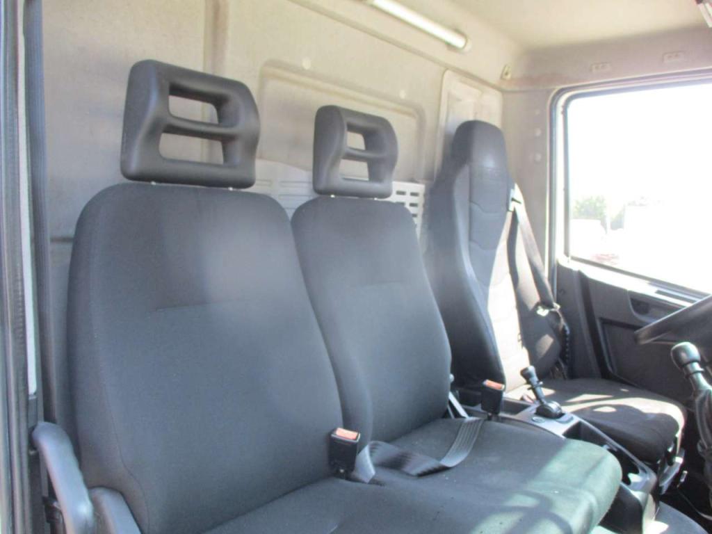 Iveco EUROCARGO 160-250 Photo 4