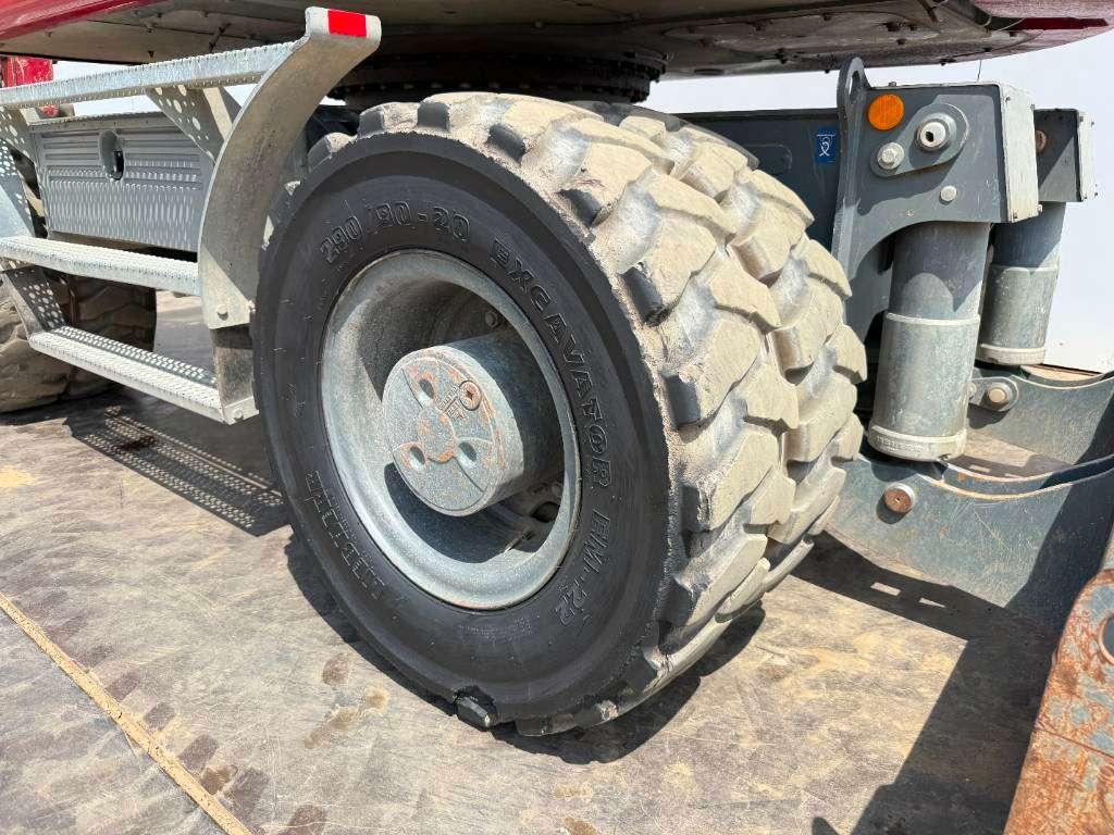 Liebherr A918 Compact Litronic - Likufix / Triple Boom Photo 22