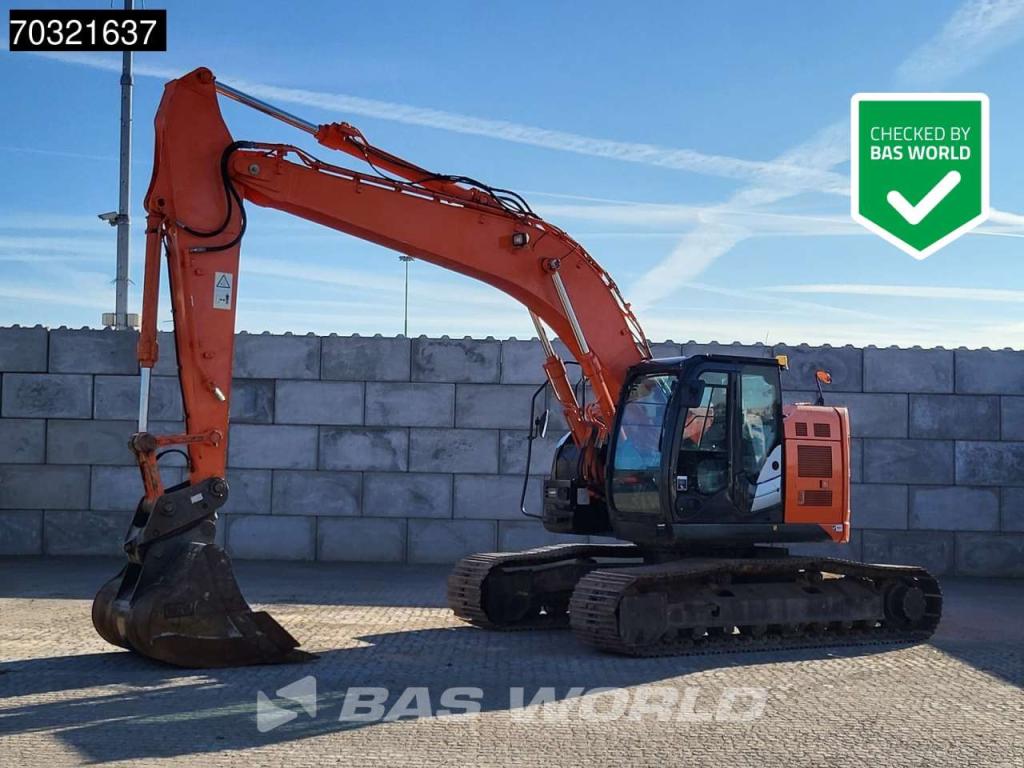 Hitachi ZX225 USLC-5B Photo 1